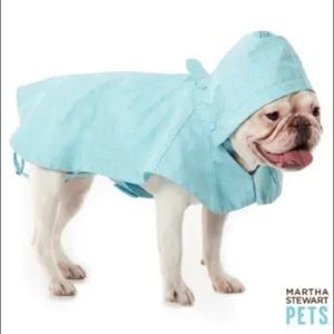 MARTHA STEWART PETS Reflective Dog Rain Jacket Hoodie with pocket.